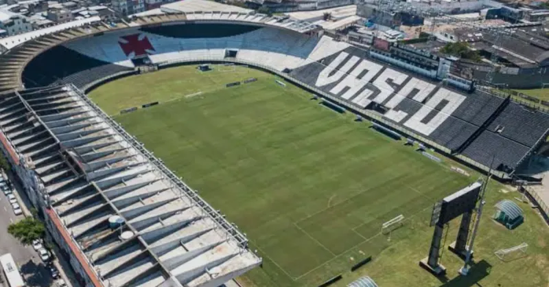 Vasco aumenta capacidade de São Januário; ingressos à venda para jogo contra o Inter